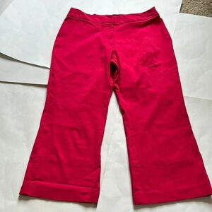 Express brand stretch hot pink Capri pants size 11/12